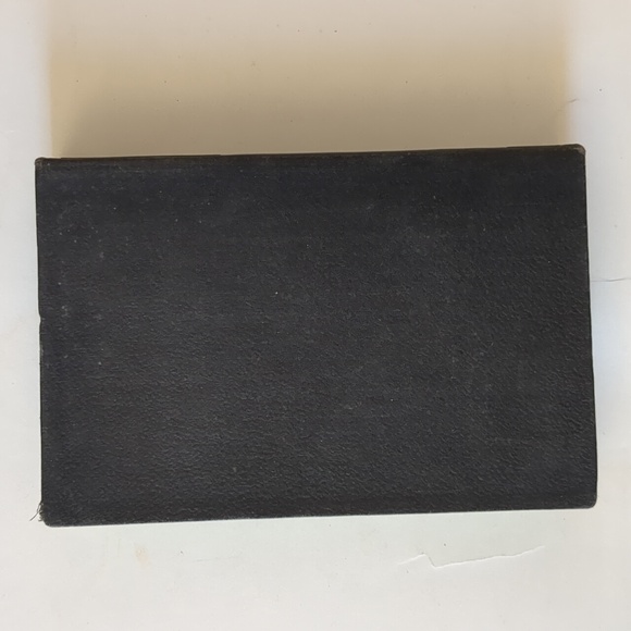 Modern Merchandising: Store Management and Business Organization - 1927 - Picture 3 of 11